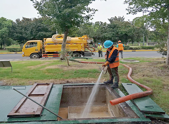 西工化油池清理
