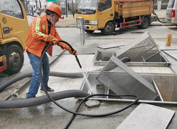 西工隔油池清理